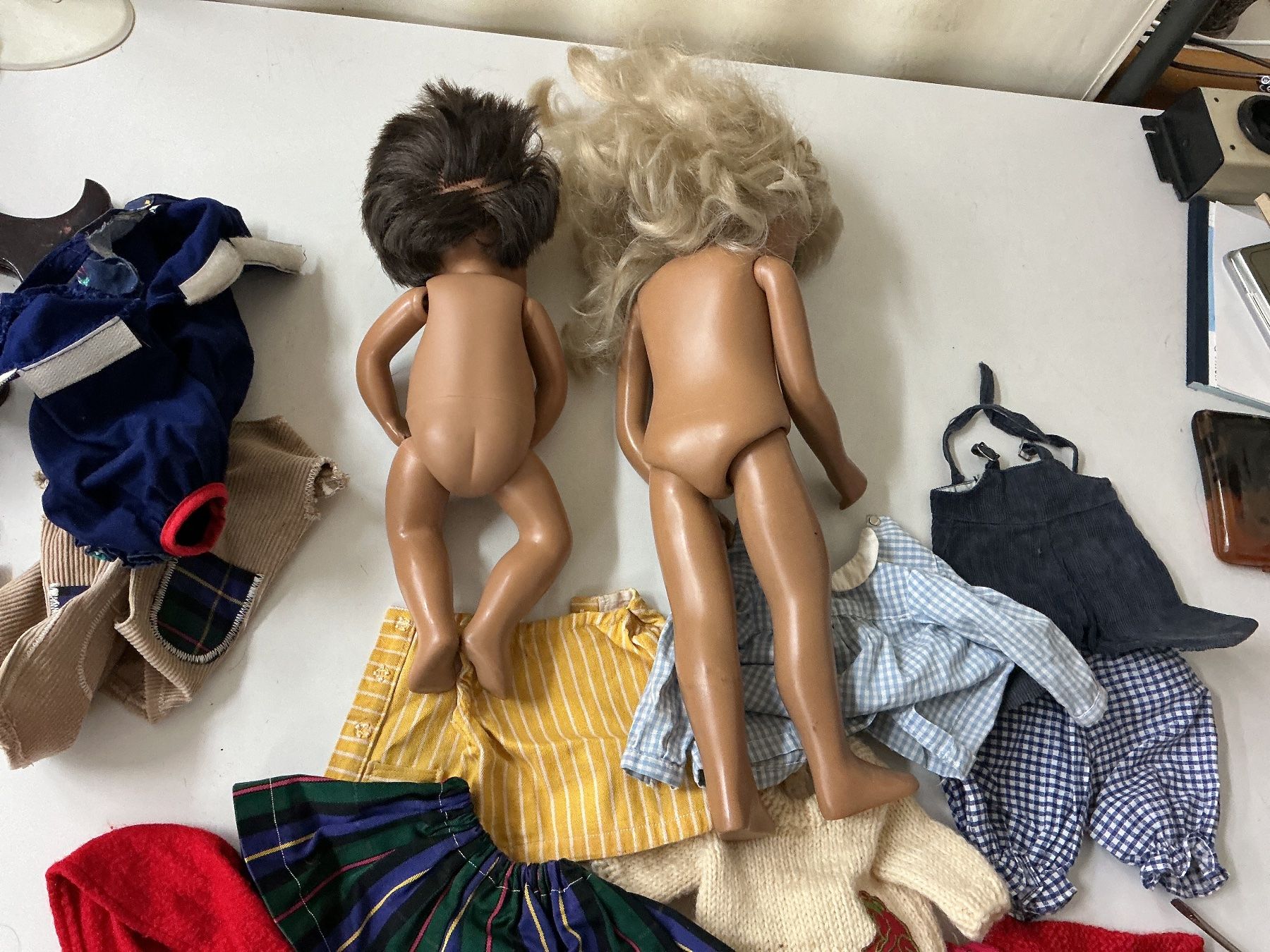 Bambole: 2 Sasha Puppen braun und blond – Usato da Bern venduto da vielerart 4