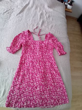Sommerkleid MNG Rosa mit Blumenmuster, Gr neu