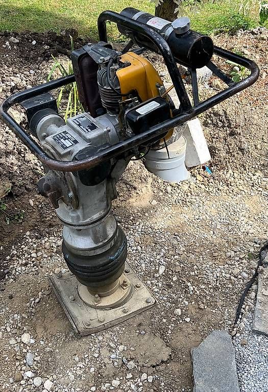 Tutte le macchine: Grabenstampfer Santo SR 7.0 – Usato da Stettfurt venduto da Gegge
