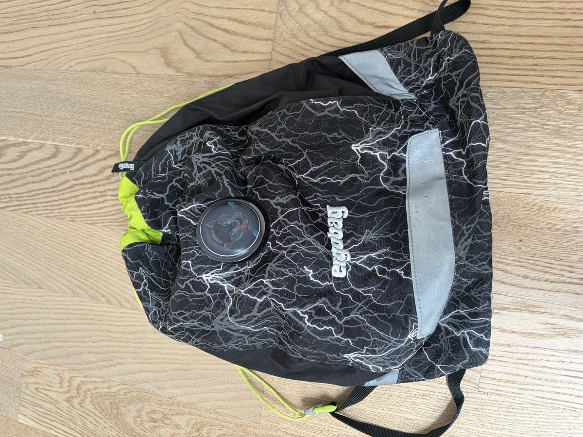 Ergobag Kindertaschen: Ergobag Schultek 6+2tlg. ReflektBär Reflex – Gebraucht aus Männedorf von karinpersson 3