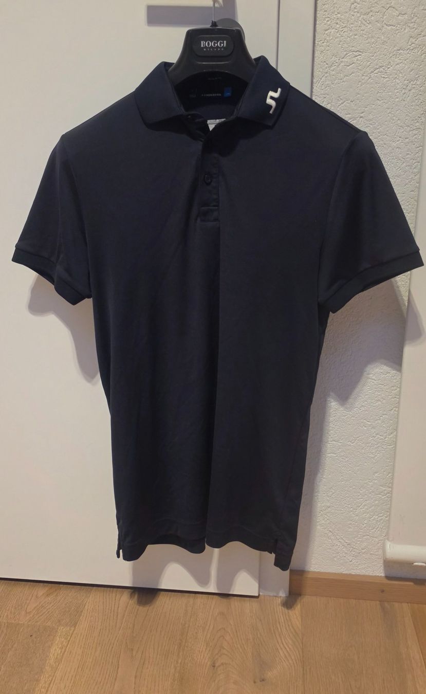 Lindeberg Kleiderpakete: 6 Oberteile, Golf-Bekleidung, Gr. S+M – Gebraucht aus Ipsach von LM1314 1