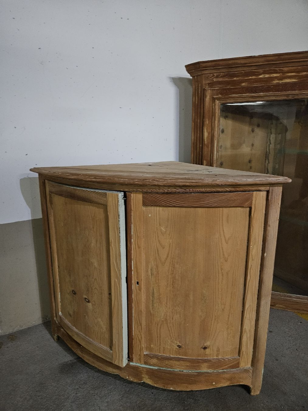 Credenze: Engadiner Eckbuffet – Usato da Silvaplana venduto da l18_p6pk