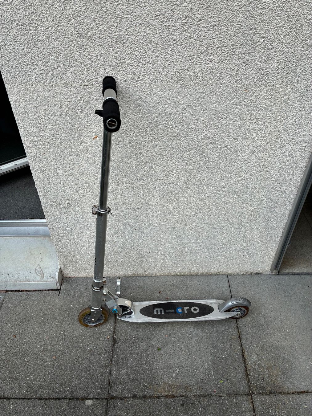 Micro Kickboard: Kickboxen Trottinett Micro – Gebraucht aus Luzern von Simona15