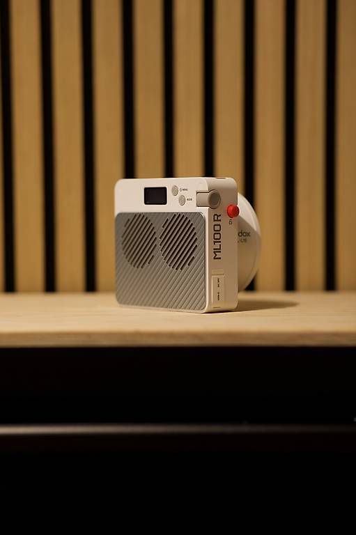 Godox Lampen: Godox ML100R – Gebraucht aus Basel von b.seiler 2