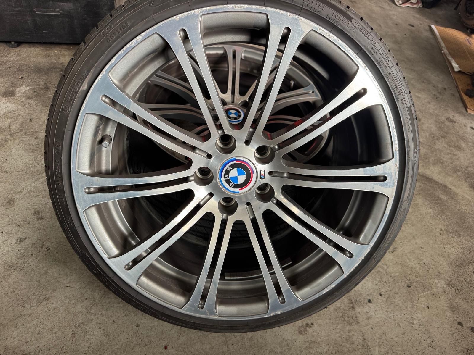 BMW Jantes: BMW E90 Kopletträder 225/35/19 – D'occasion à Eschen par kingkong010 1