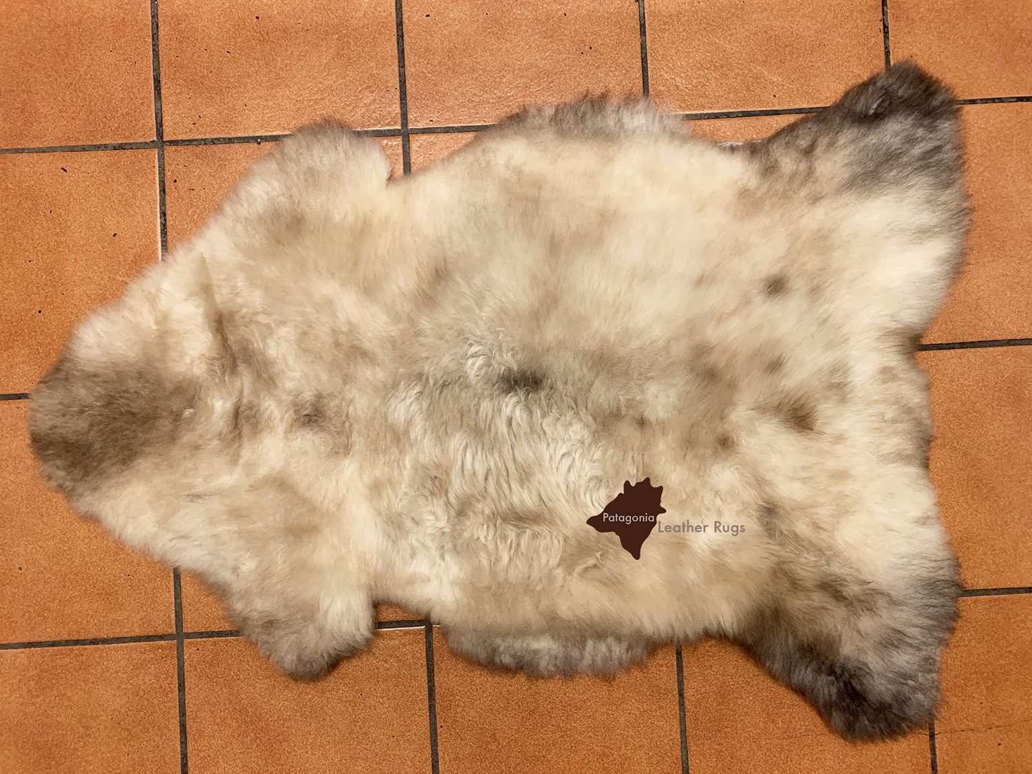 Teppiche: Lammfell Teppich – Neu und originalverpackt aus Arbedo von patagonialeatherrugs 2