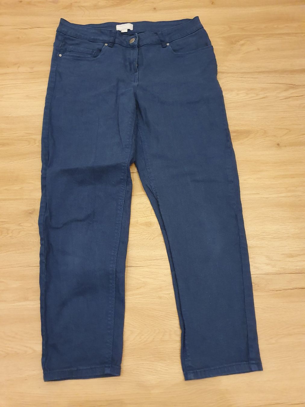Jeans: Dunkelblaue Jeans Gr. 40 – Nuovo (secondo la descrizione) da Heinrichswil venduto da sabi2809