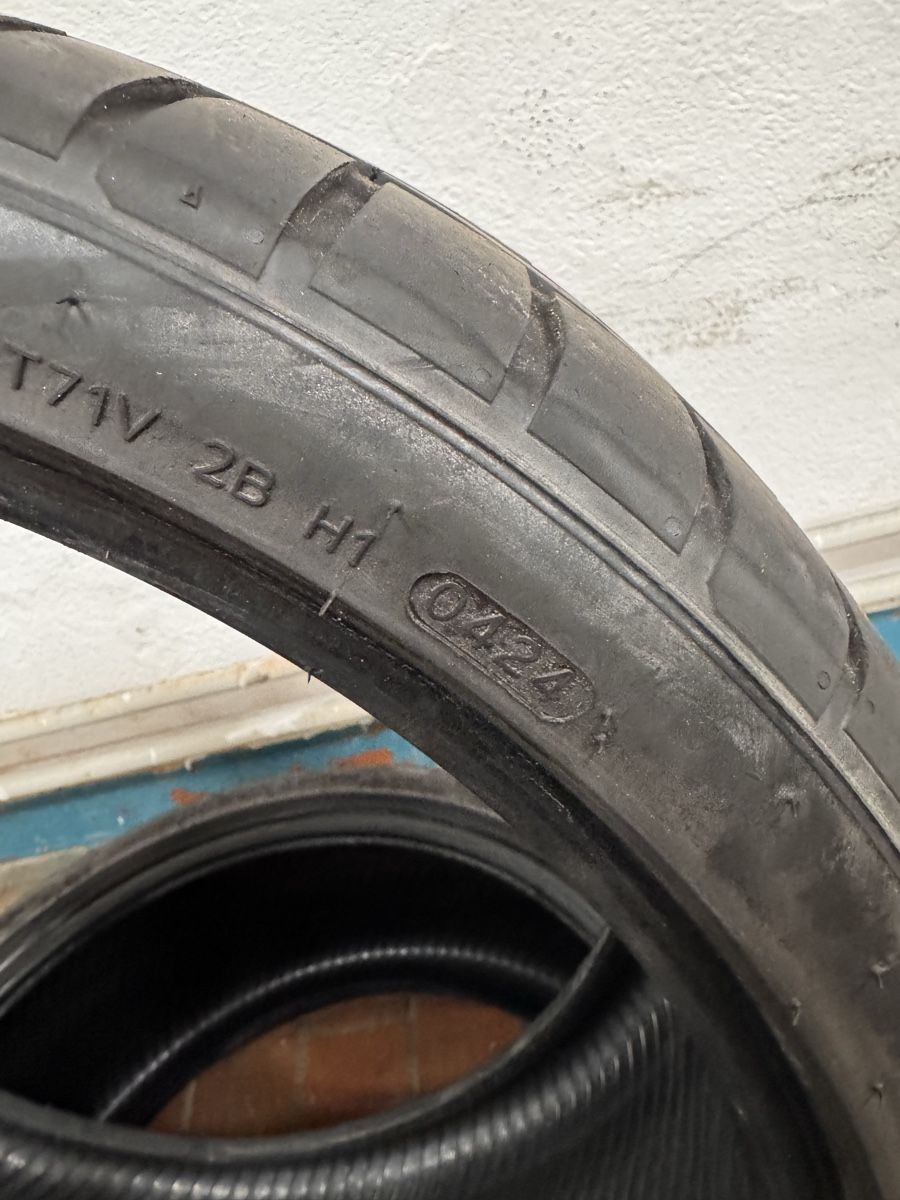 Pneumatici & Ruote complete: Sommerreifen 265/30/20 – Usato da Wohlen AG venduto da BariZ 3