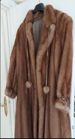 Manteau de fourrure en vison comme neuf