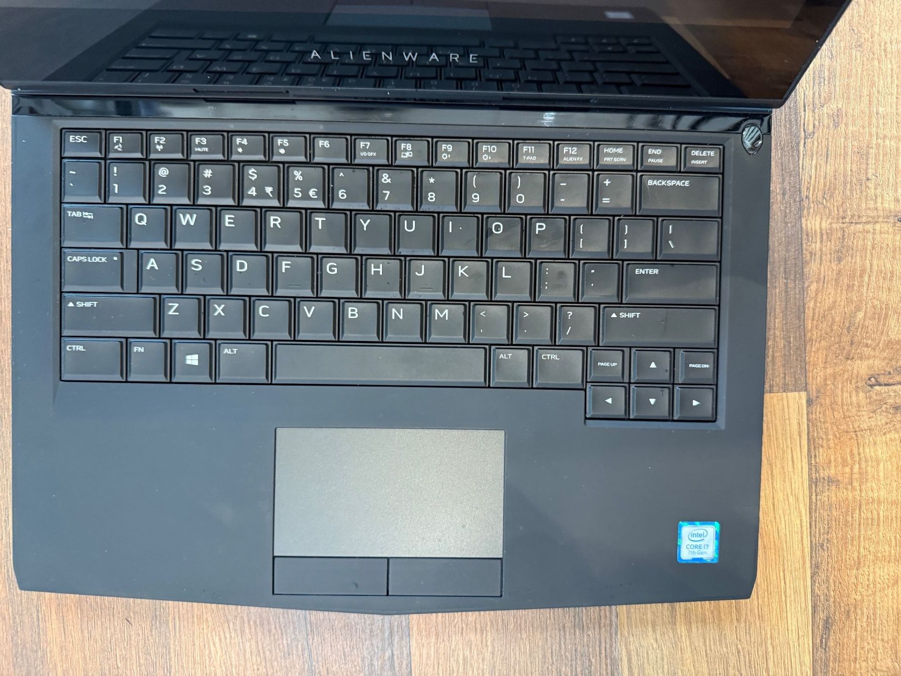 Alienware Portables: Alienware 13 R3 – Défectueux à Siebnen par icrservicesolutions 2
