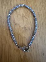 Armband Labradorit kleine Perlen silberfarbene Details guter