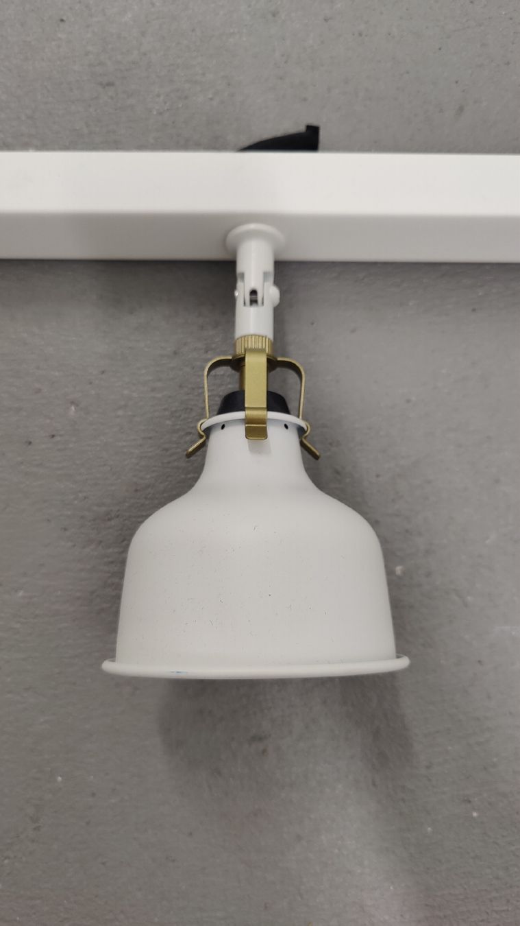Ikea Lustres & lampes de plafonds: Deckenleuchte mit Strahlern – D'occasion à Zürich par j00e 2