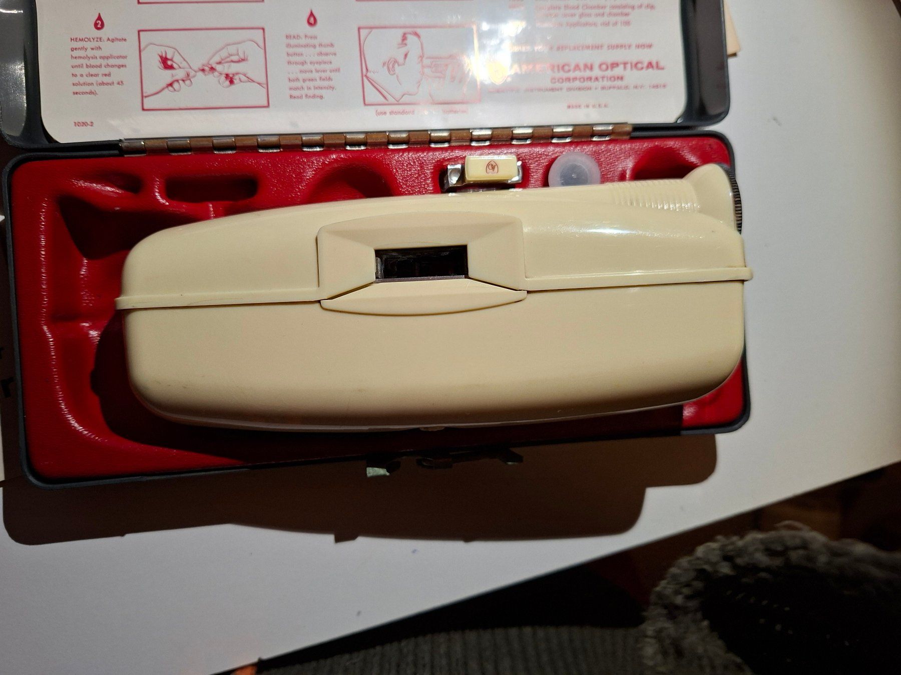 Messen: Vintage AO Hb-Meter von American Optical – Defekt aus Weiningen ZH von Annakatharina 2