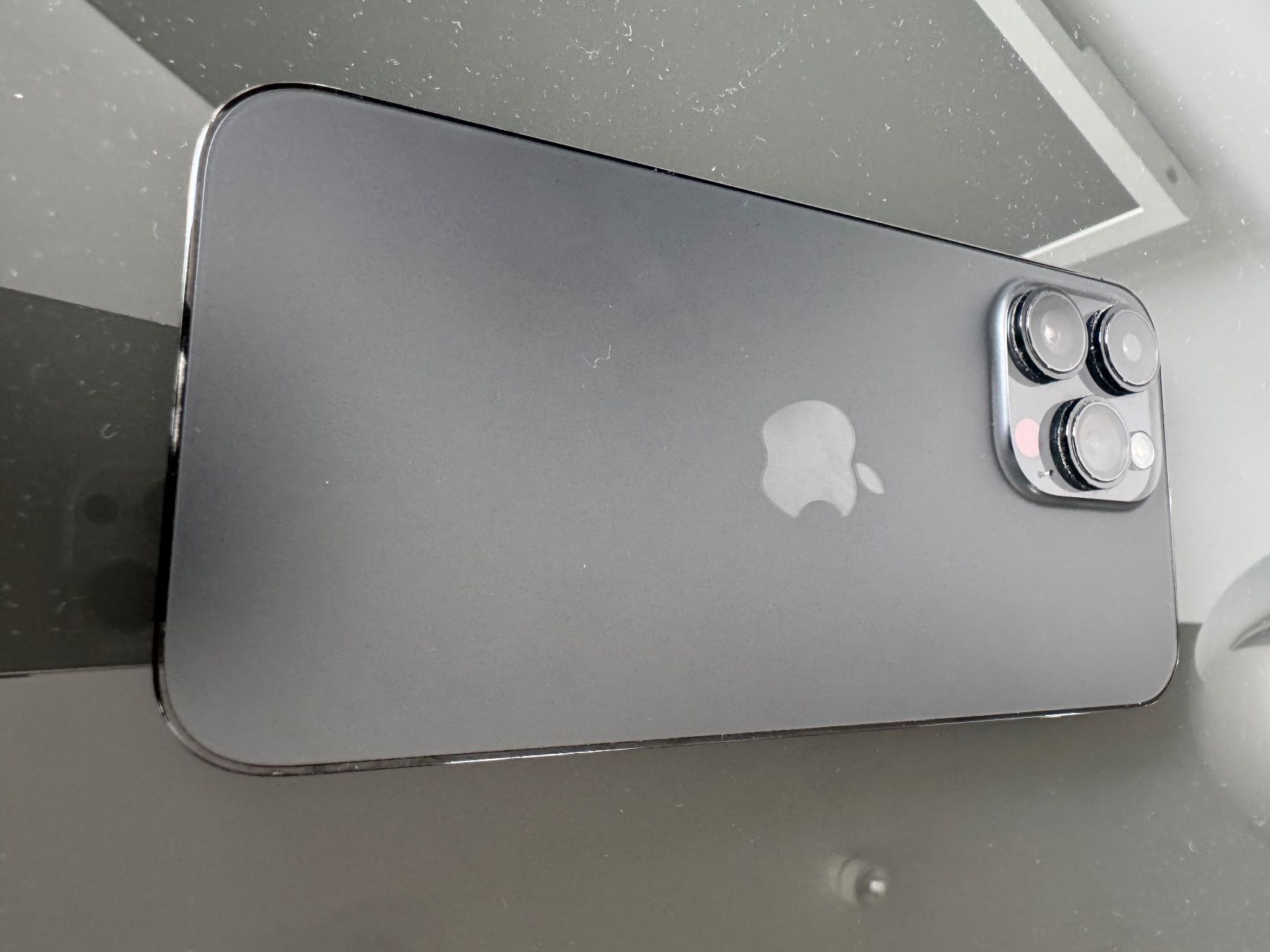 Apple Telefoni cellulari / Smartphones: iPhone 14 Pro Max schwarz 256 GB – Difettoso da Oberrohrdorf venduto da Blima 9