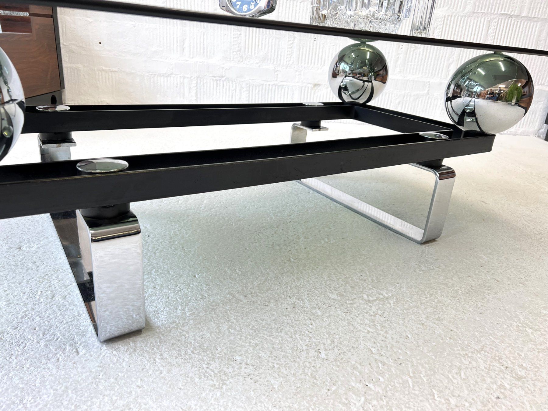 Tavoli: Space Age Couchtisch - Orbit Style – Usato da Walzenhausen venduto da stilvollwohnen 4
