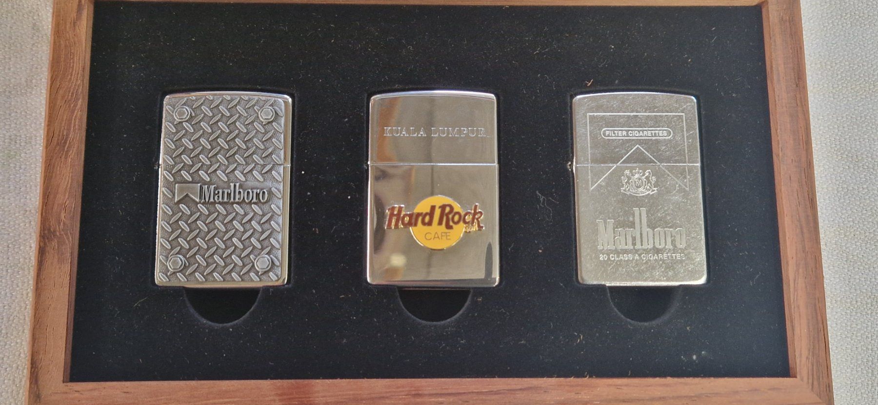 Zippo Feuerzeuge: 3 ZIPPO IN EINER SCHATULE – Gebraucht aus Bilten von Mic2022 1