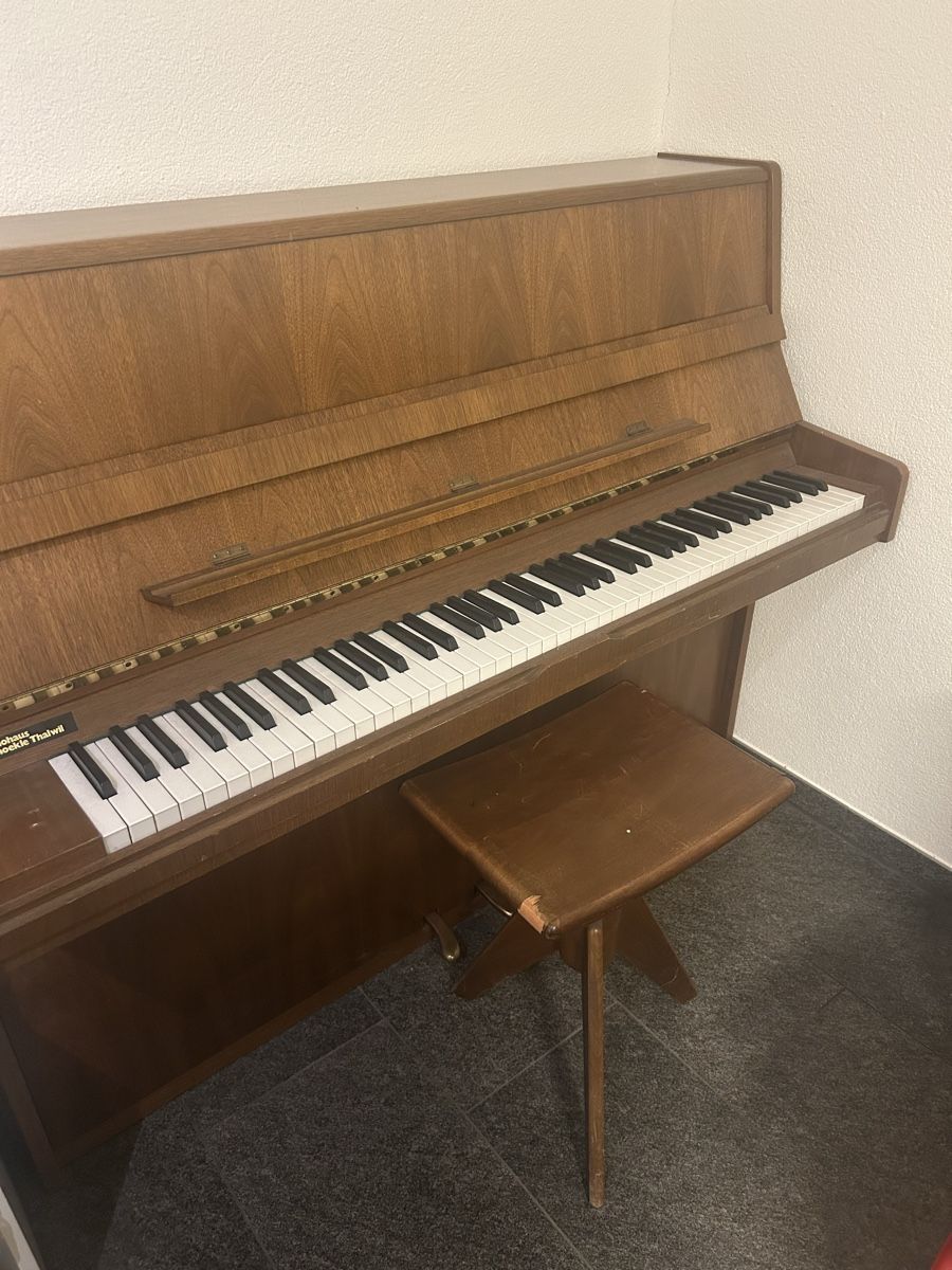 Burger & Jacobi Strumenti musicali: Klavier Burger&Jacobi – Usato da Root venduto da Fwlt 3