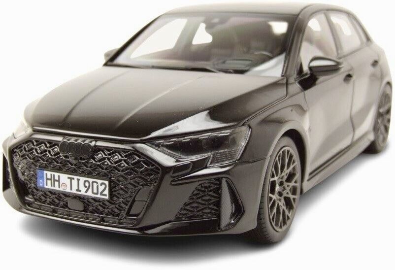 Audi Modellini d'auto: AUDI RS 3 2025  MASSSTAB 1:18 – Nuovo e nell'imballaggio originale da Erlenbach im Simmental venduto da Model_box