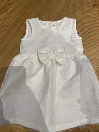 Festliches, weisses Kleid, Traufe Gr. 56 NEU