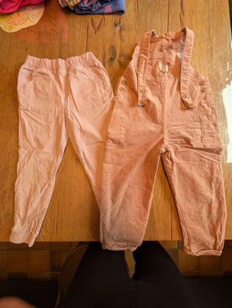2er Set Mädchen Hosen, Schlupfhose und Cord Latzhose
