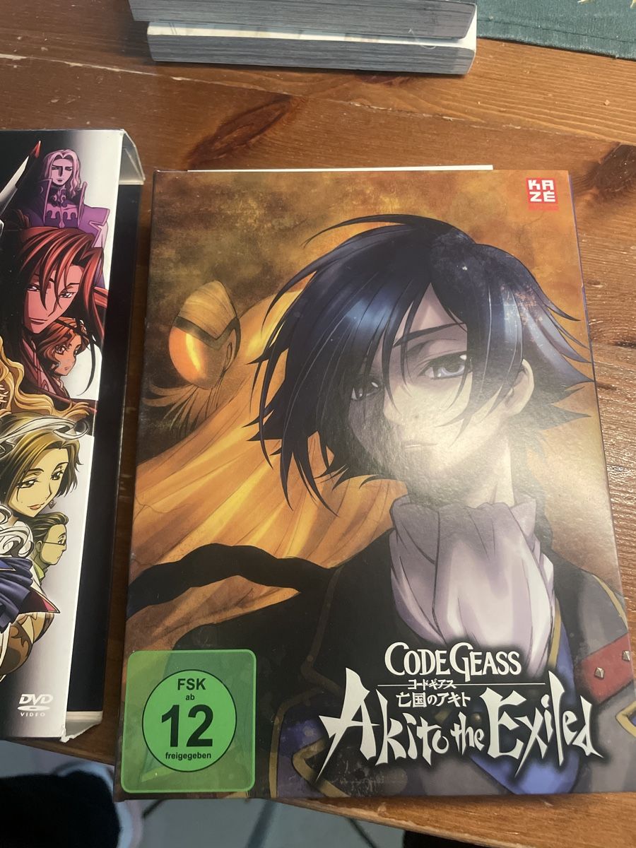 Tous les DVDs: Code Geass Akito the Exiled OVA 1+2 DVD – D'occasion à Obergerlafingen par cabo4 2