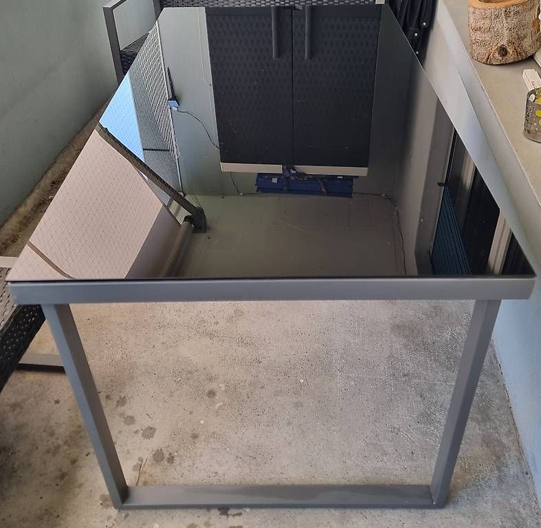 Set di tavolo e panche: Balkon Möbel GRATIS zum Abholen – Usato da Emmen venduto da JokeySchlumpf 4