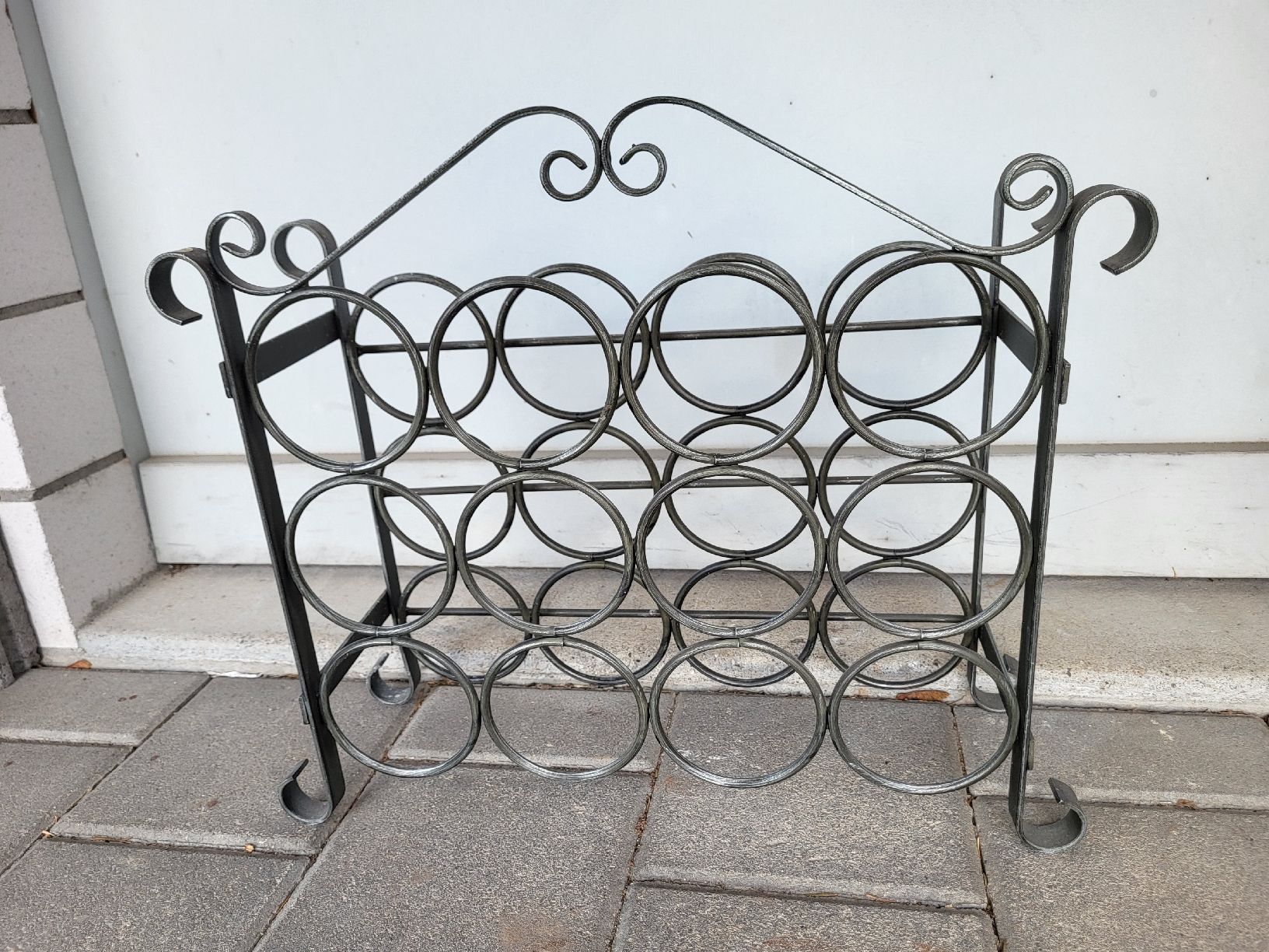 Scaffali: Weinregal / Guss / Alt – Usato da Koppigen venduto da Jsimsala