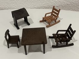 Playmobil Vintage Möbel: Tisch, Stühle, Stehpult