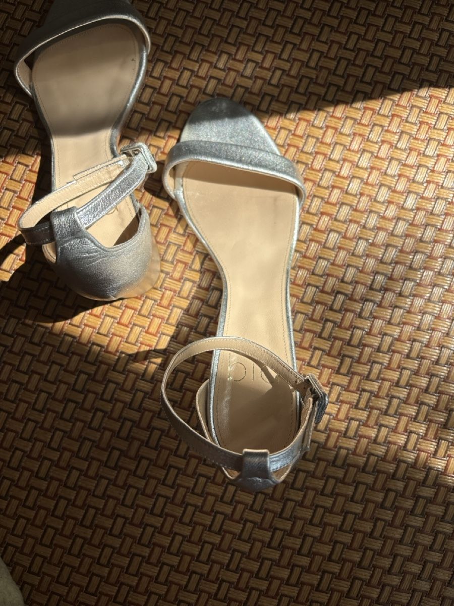 Scarpe da donna: Silberne Sommer-Sandalen, Absatz, Grösse 40 – Usato da Zürich venduto da len_c58x 2