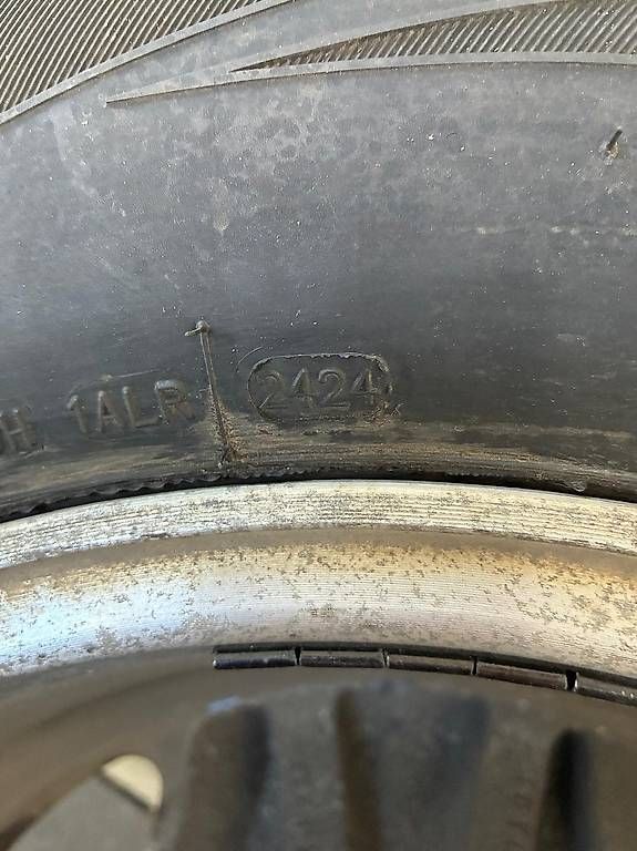 Toyota Pneus & Roues: Kompletträder Toyota – D'occasion à Lotzwil par NRUD 3
