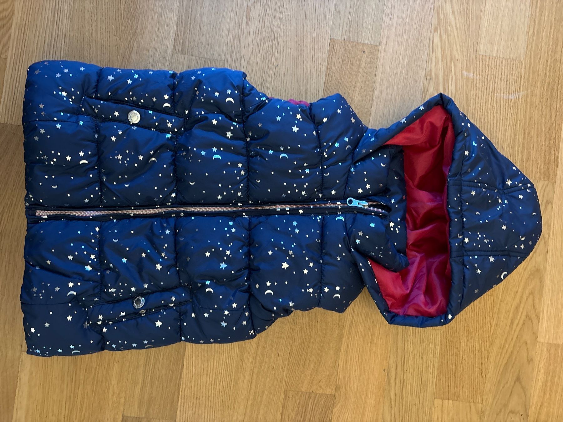 C&A Altro abbigliamento per bambina: Sternen-Winterweste Gr. 128 Pompino – Usato da Basel venduto da Sit-ton