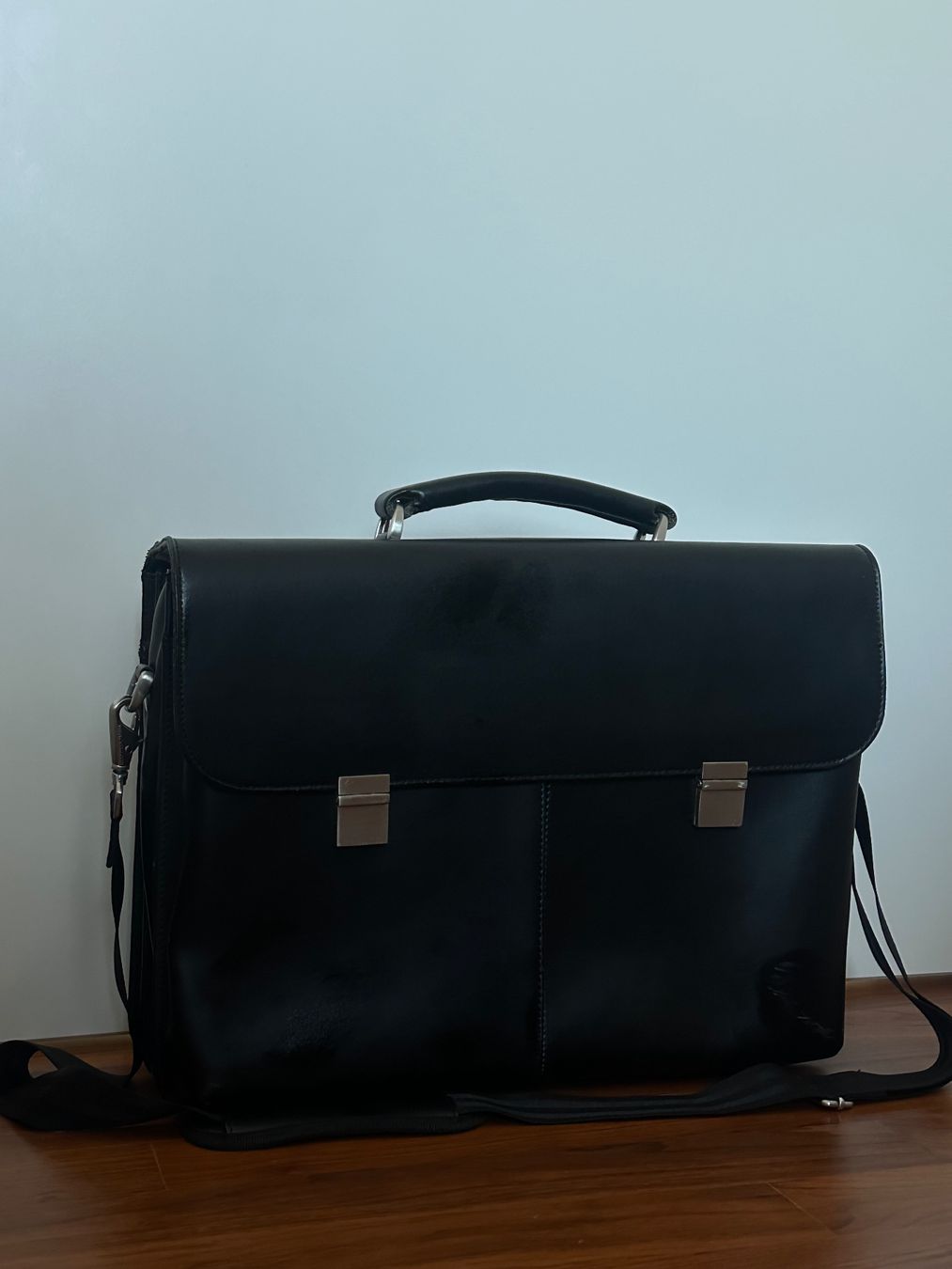 Valigie & Borse: Leder-Aktentasche - DICOTA – Usato da Zug venduto da danielm29