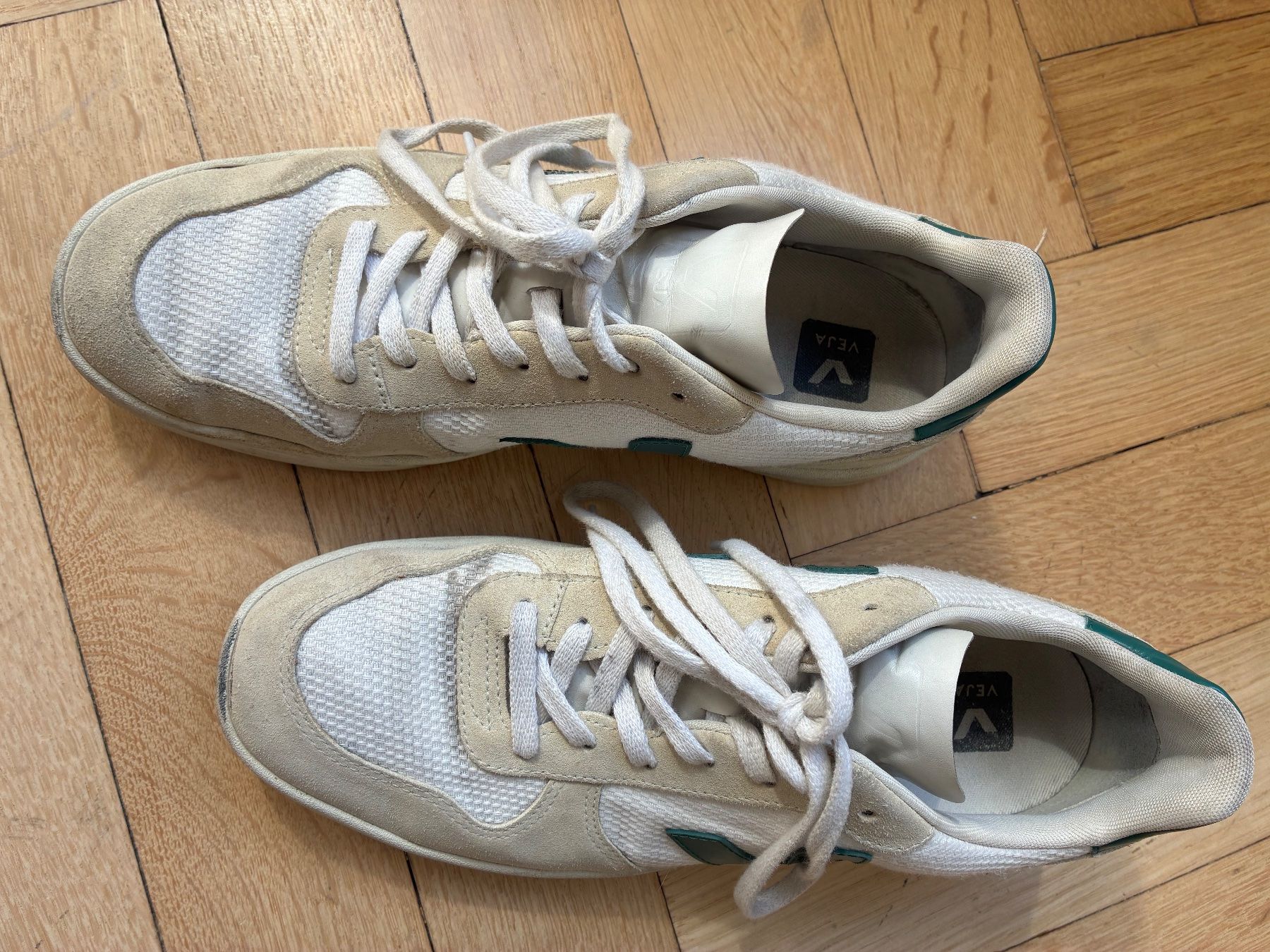 Veja Scarpe da uomo: Veja Sneaker - weiss/beige - Grösse 44 – Usato da Basel venduto da Jannick_W 1