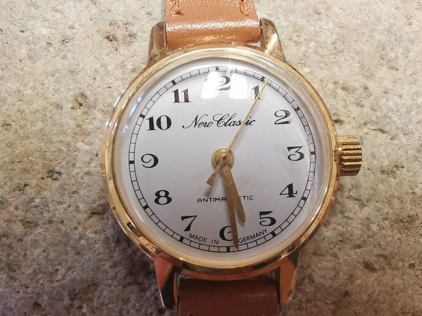 Uhren: Montre /Armbanduhr / Orologio – Gebraucht aus Fribourg von SD1910 2