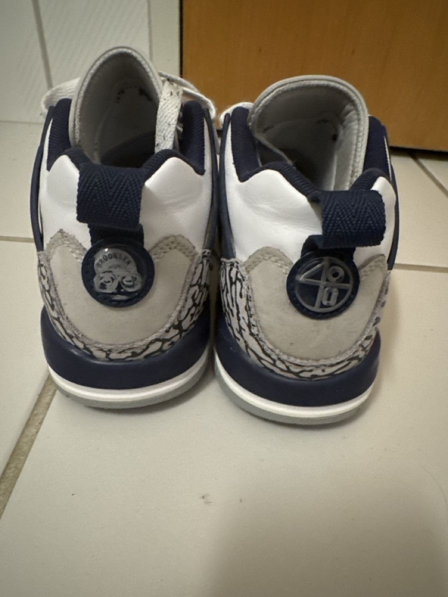 Jordan Scarpe da uomo: Jordan Schuhen 37.5 – Usato da Effretikon venduto da Z.Bas 2