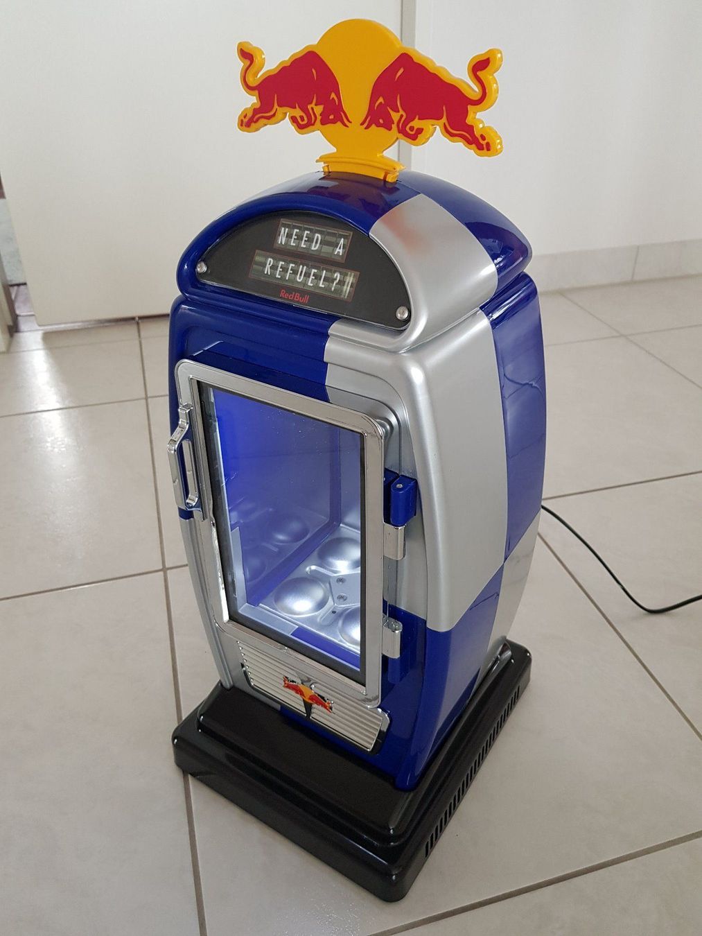 мини бар холодильник ред булл. мини холодильник бар red bull. мини холодильник red bull. мини холодильник ред булл. мини холодильник red bull.