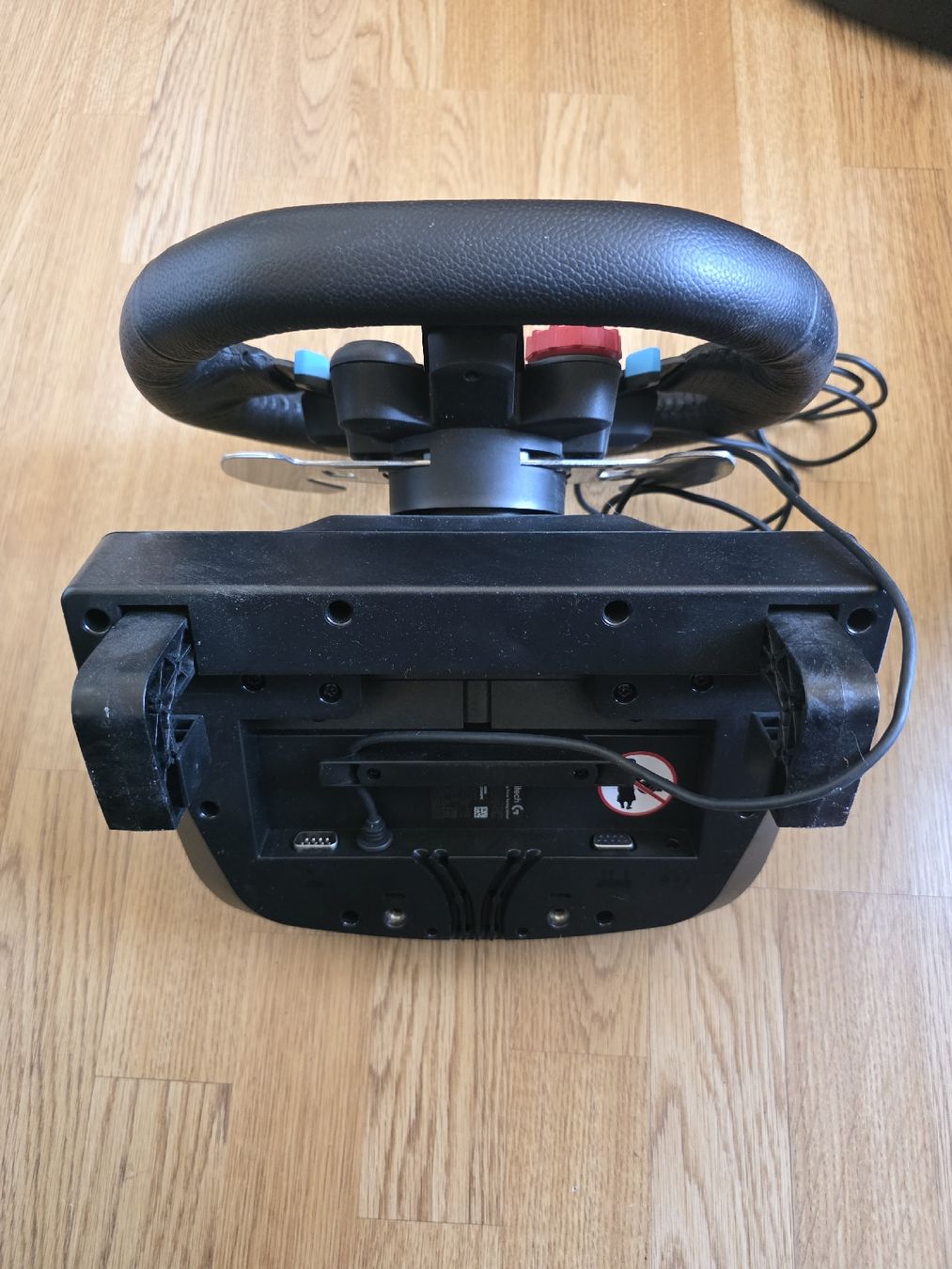 Logitech Controller: Logitech G29 Driving Force Rennlenkrad mit Pedalen PS4/PC – Usato da Niederhelfenschwil venduto da sax_vv2k 2
