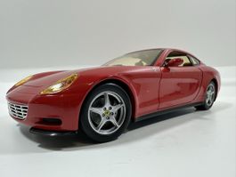 Ferrari 612 Scaglietti 1:18, rot, HOT WHEELS