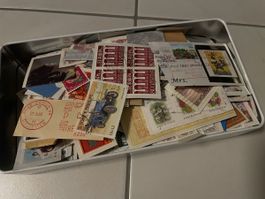 Box Sammelsurium Briefmarken