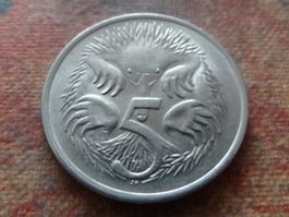 AUSTRALIA  5  Cents  1982