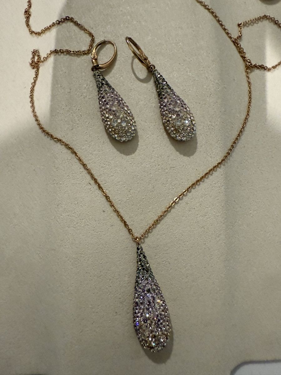 Swarovski Colliers: Swarovski Kette + Ohrringe Kristall – Neuf (Voir description) à Winterthur par fij_f65r 1