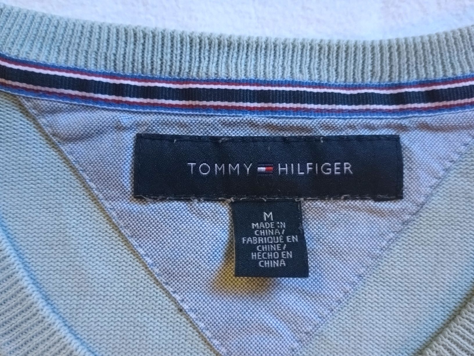 Tommy Hilfiger Pullover & Sweatshirts: Pull col en V Tommy Hilfiger losanges L – Gebraucht aus Farvagny-le-Grand von LaCaverne 3