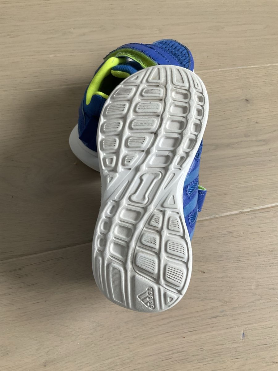 Adidas Scarpe per ragazzi: Adidas sneakers gr 26 – Usato da Zürich venduto da TheShips 4