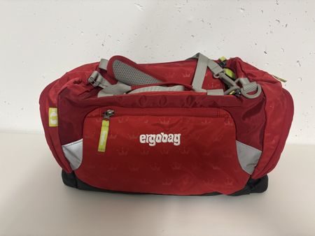 Ergobaby Babytrage Rot mit Kronen-Muster, super Zustand!