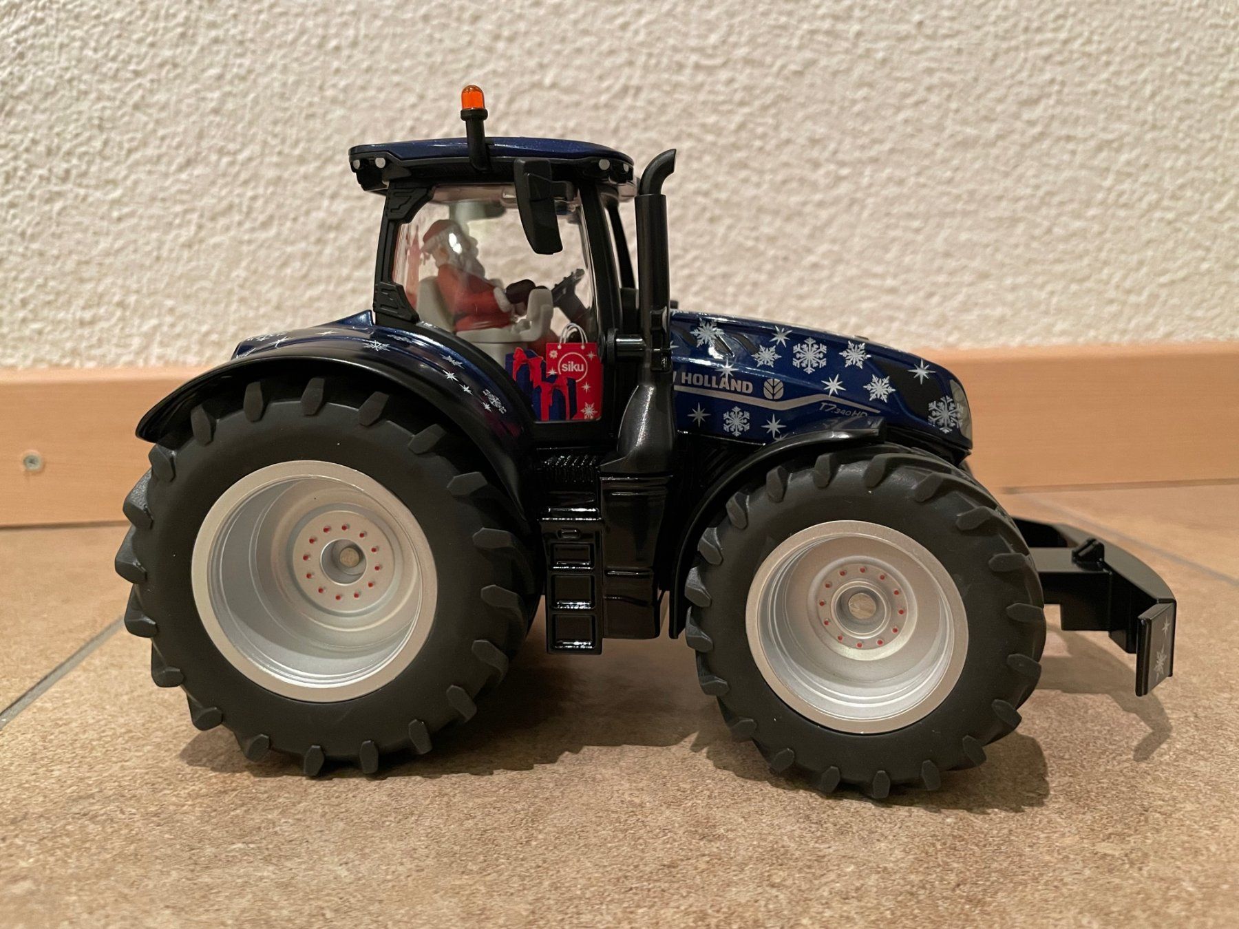 New Holland Traktoren: SIKU New Holland T7.340HD – Neu und originalverpackt aus Kreuzlingen von Stefan1150 3
