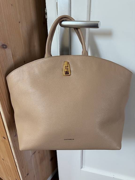 Borse da donna: Coccinelle Magie Soft, Beige – Usato da Othmarsingen venduto da Baumi0815