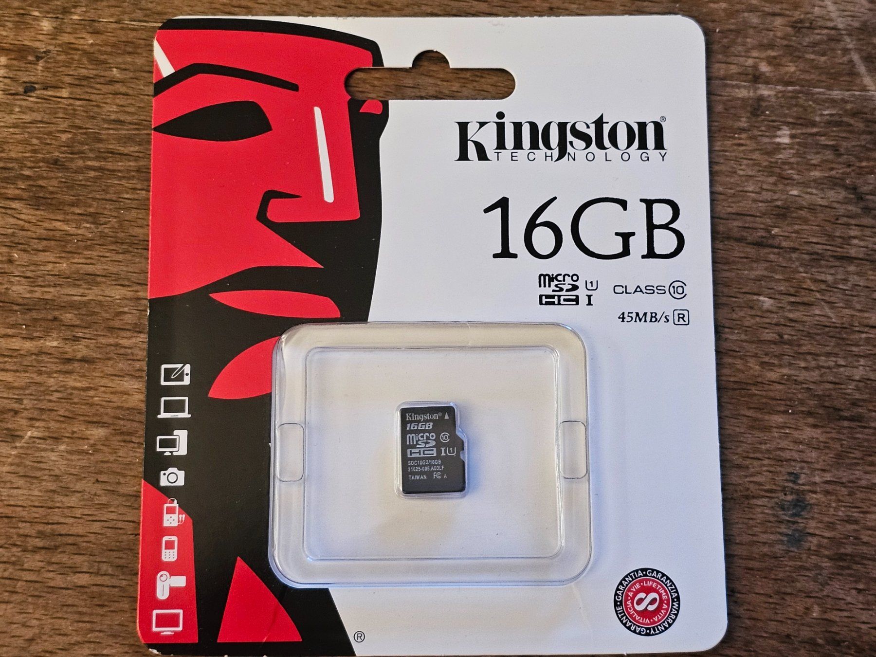 Kingston Schede di memoria: NEU Kingston 16Gb – Nuovo e nell'imballaggio originale da Monte Carasso venduto da giave