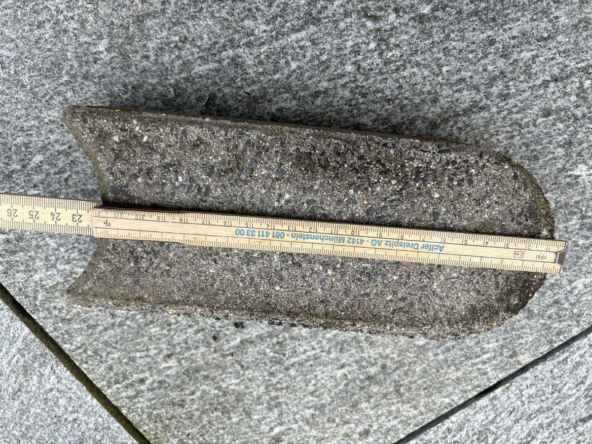Pietre & tegole: 6 Rasenkantensteine – Usato da Oftringen venduto da Moggli2 1