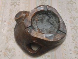 Aschenbecher Holz Antik, handgeschnitzt