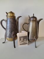 Zwei antike Kaffeekannen "Albert Anker" Metall Messing Deko 